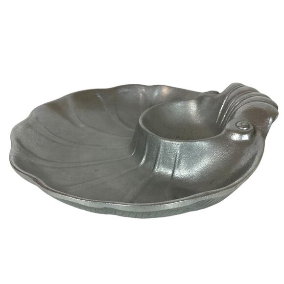 Vintage Wilton Armetale Pewter One Piece Chip & Dip Server Shell Shaped Platter - Picture 2 of 7